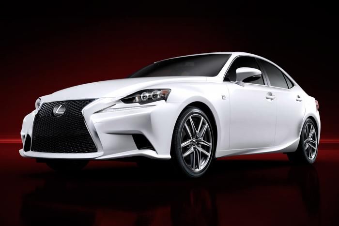 www.autosvit.net lexus-is-300h1