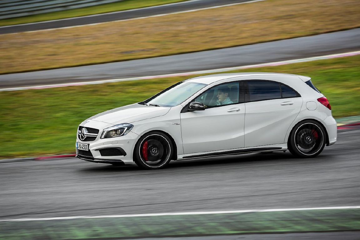 www.autosvit.net Mercedes-A45-AMG 19
